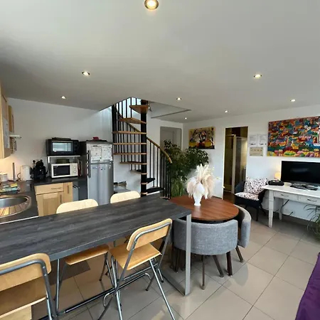 Plages Du Debarquement בית נופש