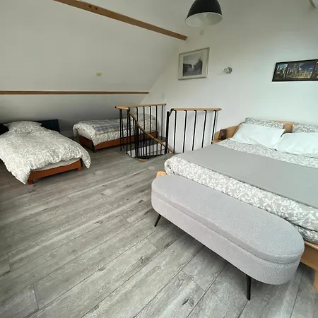 בית נופש Plages Du Debarquement Agy